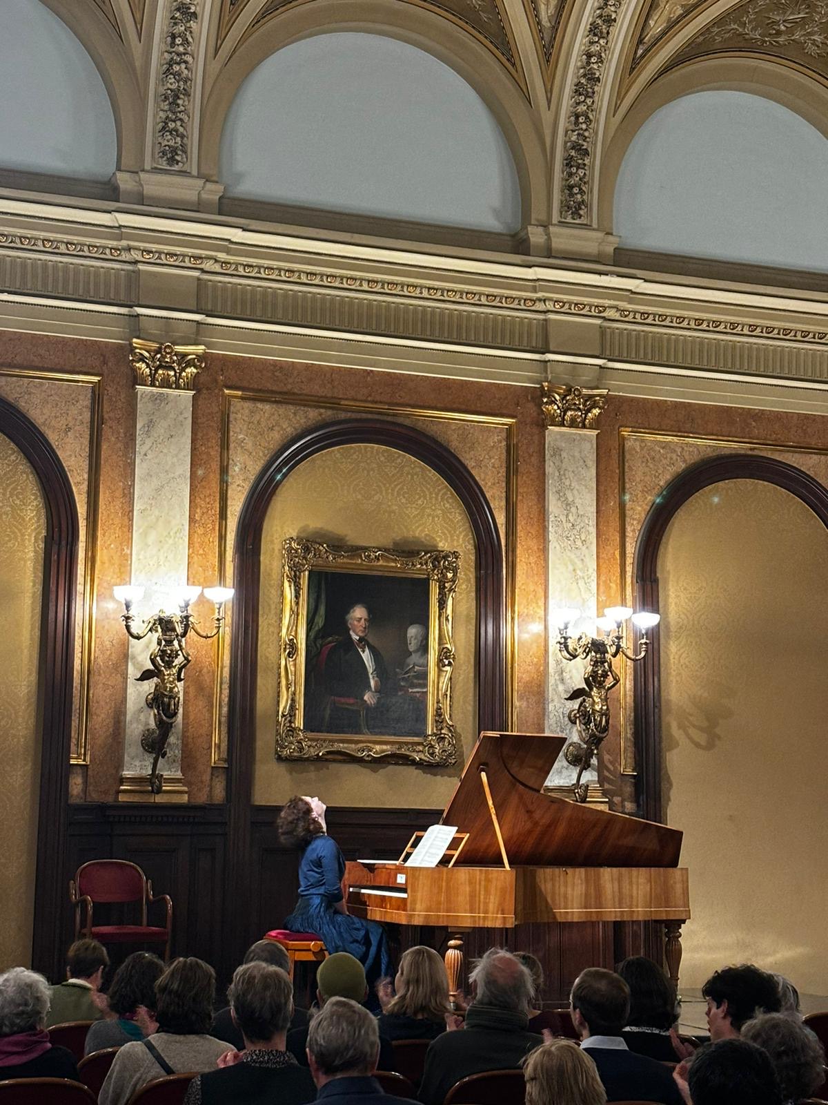 Aleksandra Kamenskaja in performance